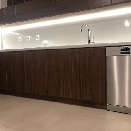 Διαμέρισμα Luxury Stone Basement