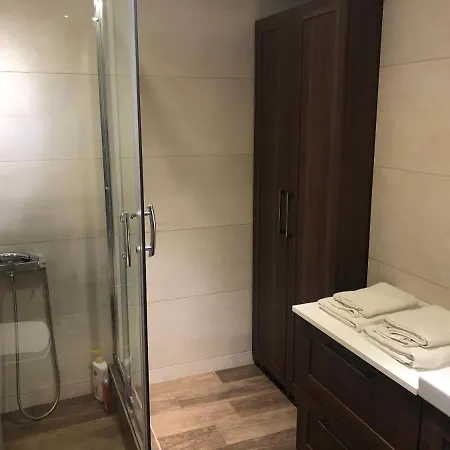 Luxury Stone Basement Διαμέρισμα